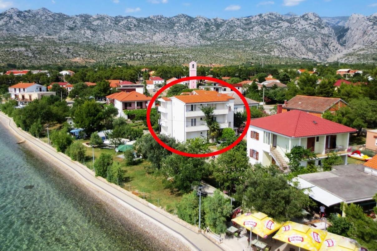 Apartments And Rooms By The Sea Seline, Paklenica - 6440 Stari Grad Kültér fotó